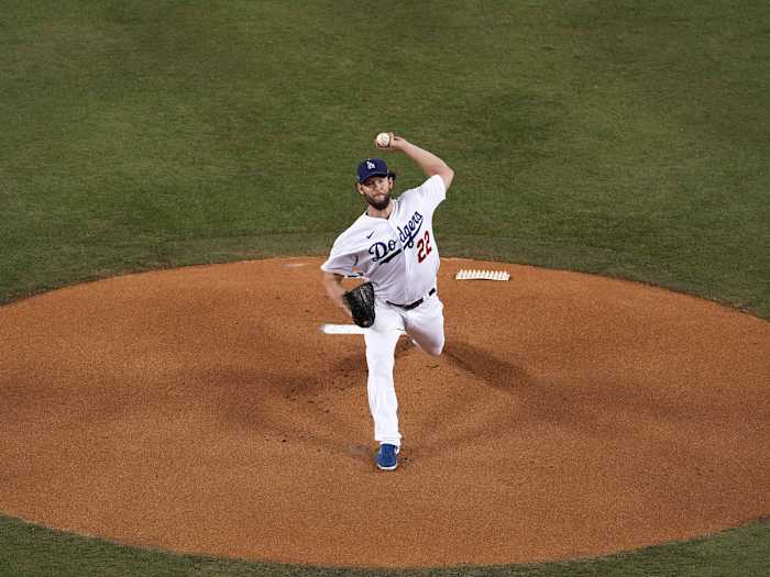 Clayton Kershaw pitching